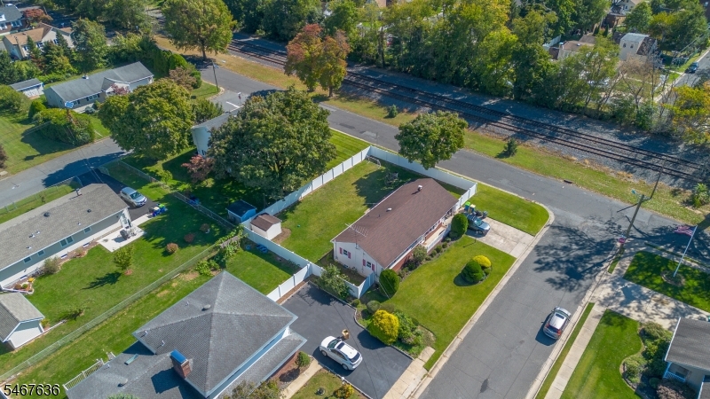 8 N 11th Avenue Manville NJ 08835