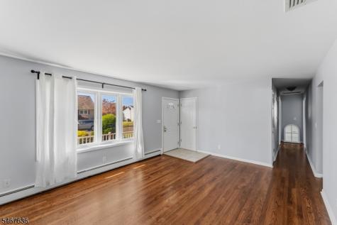 8 N 11th Avenue Manville NJ 08835