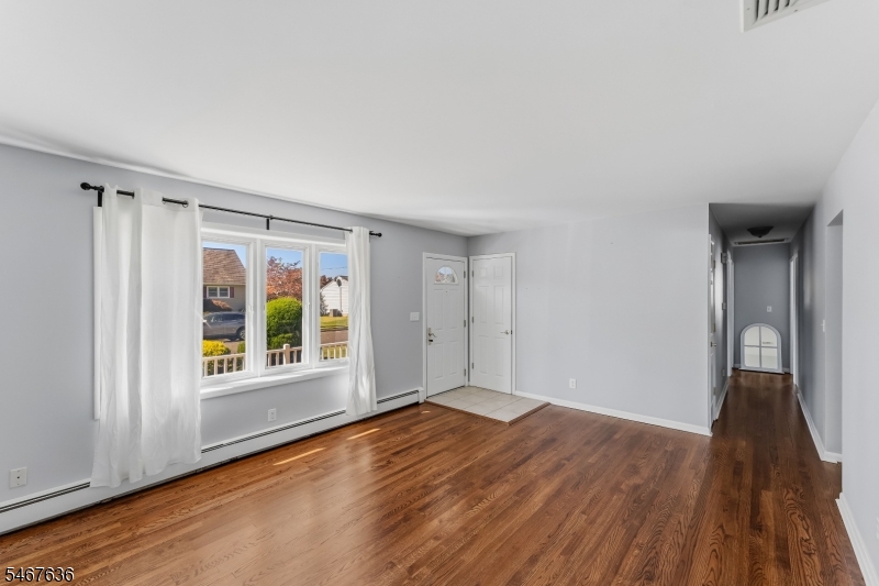 8 N 11th Avenue Manville NJ 08835