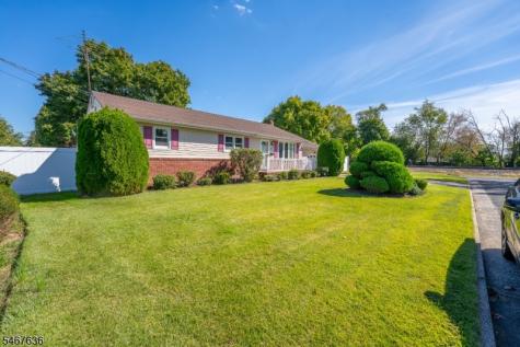 8 N 11th Avenue Manville NJ 08835
