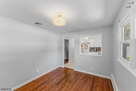 8 N 11th Avenue Manville NJ 08835