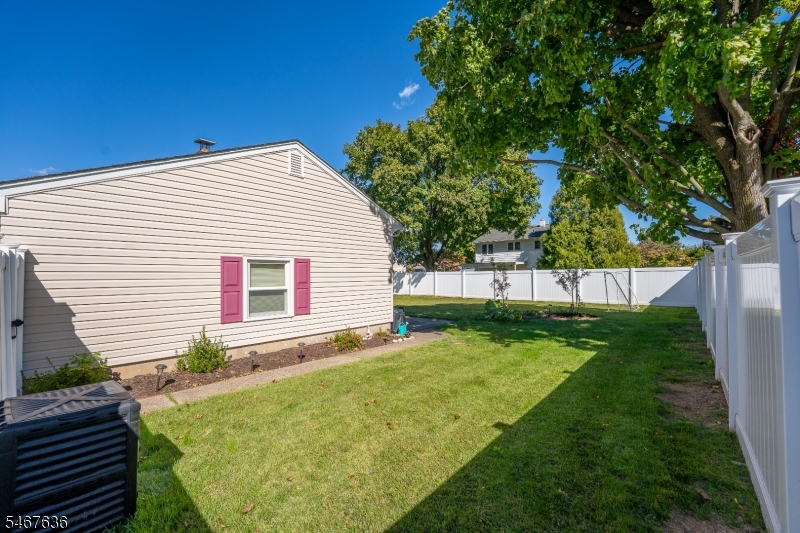 8 N 11th Avenue Manville NJ 08835