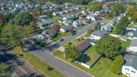 8 N 11th Avenue Manville NJ 08835
