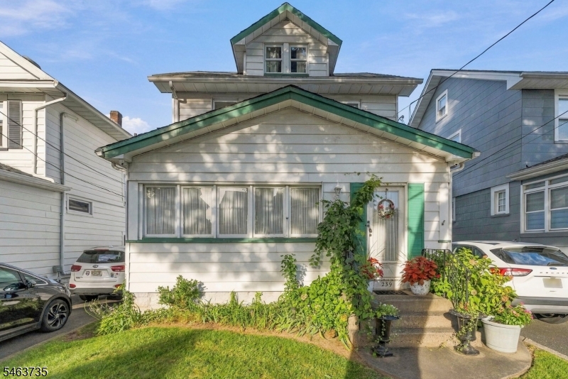 239 Magie Avenue Roselle Park NJ 07204