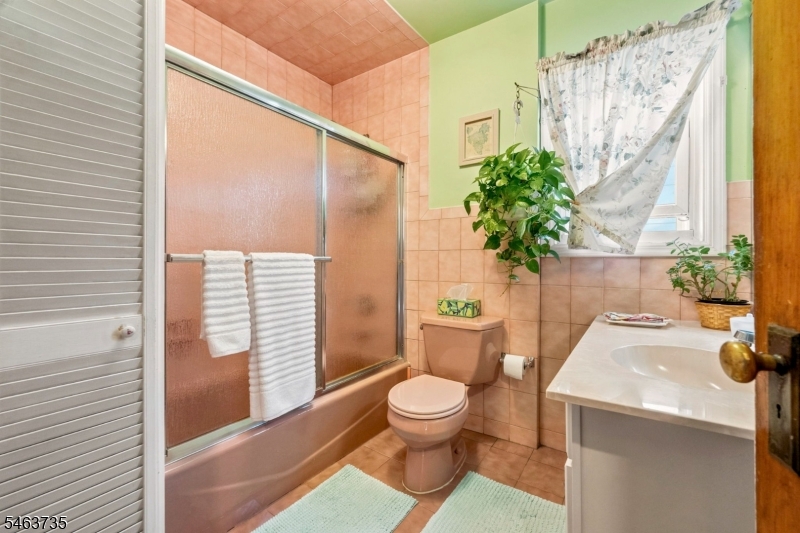 239 Magie Avenue Roselle Park NJ 07204
