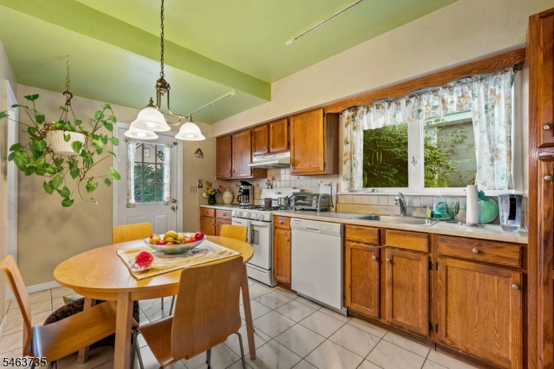239 Magie Avenue Roselle Park NJ 07204