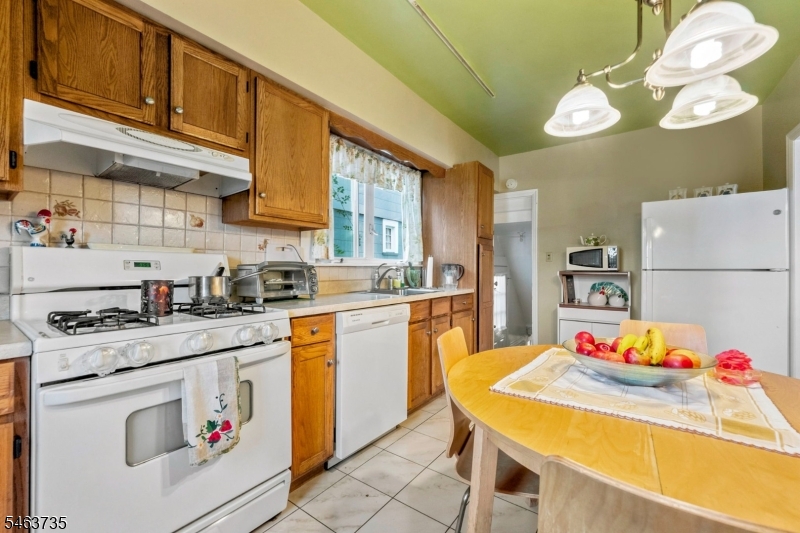 239 Magie Avenue Roselle Park NJ 07204