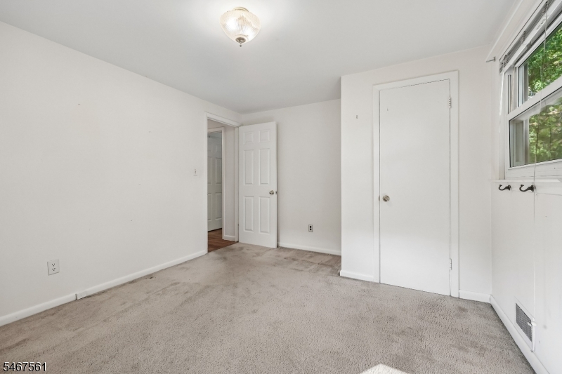 7 Tanglewood Drive Livingston NJ 07039