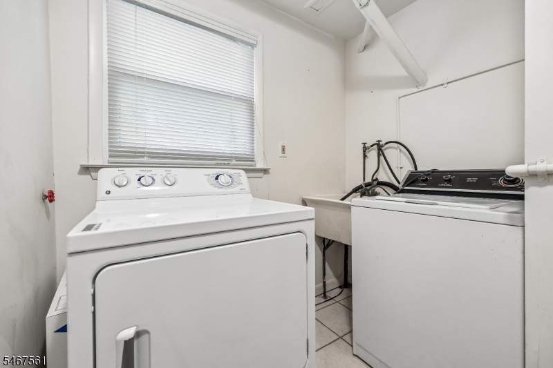 7 Tanglewood Drive Livingston NJ 07039