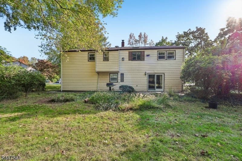 7 Tanglewood Drive Livingston NJ 07039