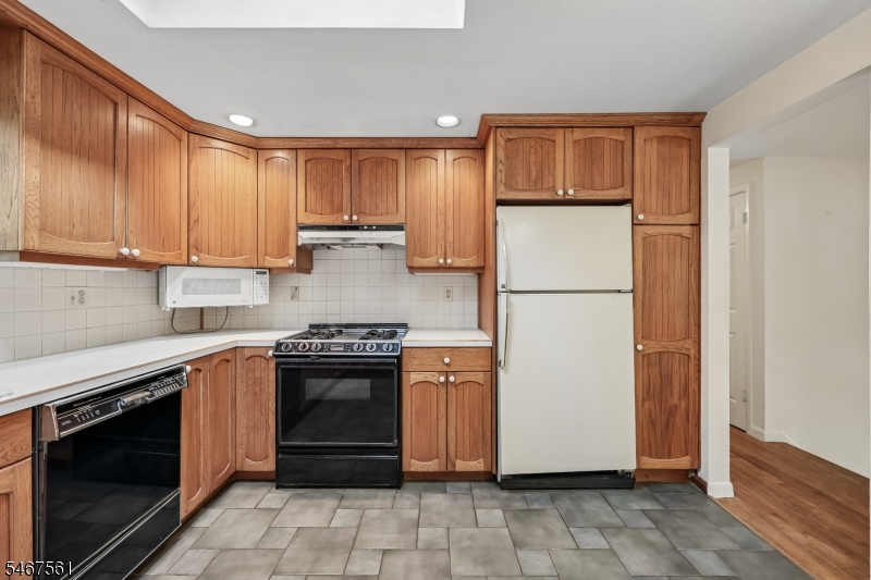 7 Tanglewood Drive Livingston NJ 07039