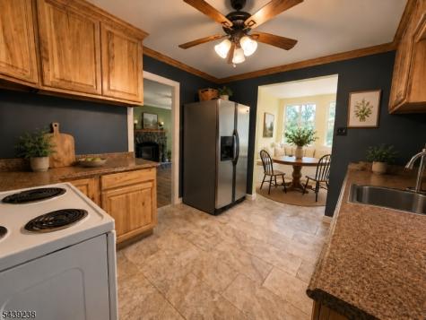 180 Lakeside Drive Liberty NJ 07823