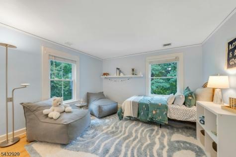 42 Llewellyn Road Montclair NJ 07042