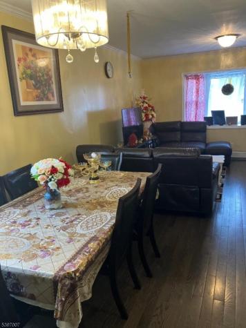 21 Lake Street East Orange NJ 07017