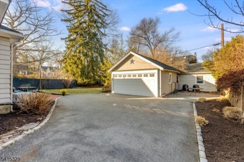 17 Mendl Terrace Montclair NJ 07042
