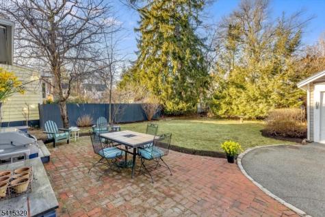 17 Mendl Terrace Montclair NJ 07042