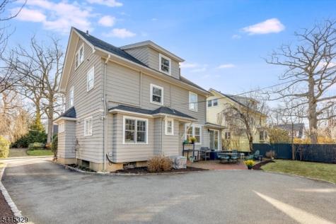 17 Mendl Terrace Montclair NJ 07042