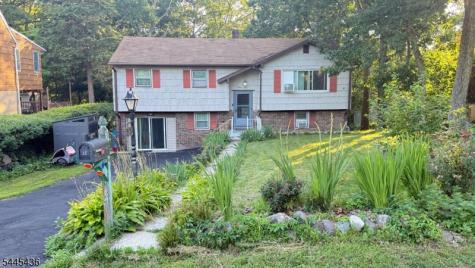 35 Lakeview Road Ringwood NJ 07456