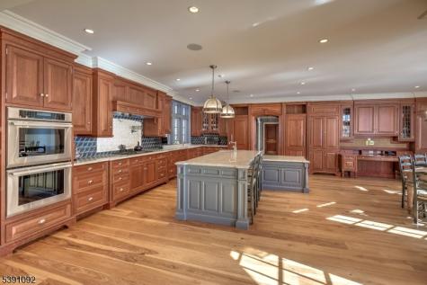 156 Overleigh Road Bernardsville NJ 07924