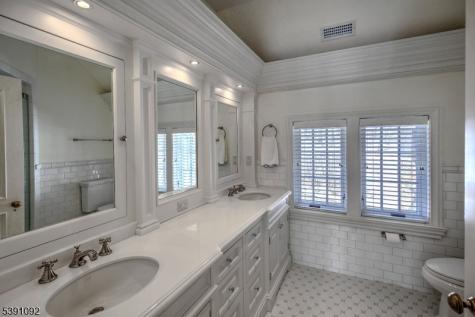 156 Overleigh Road Bernardsville NJ 07924