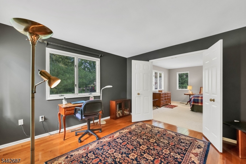 18 Marilyn Court Lawrence NJ 08648
