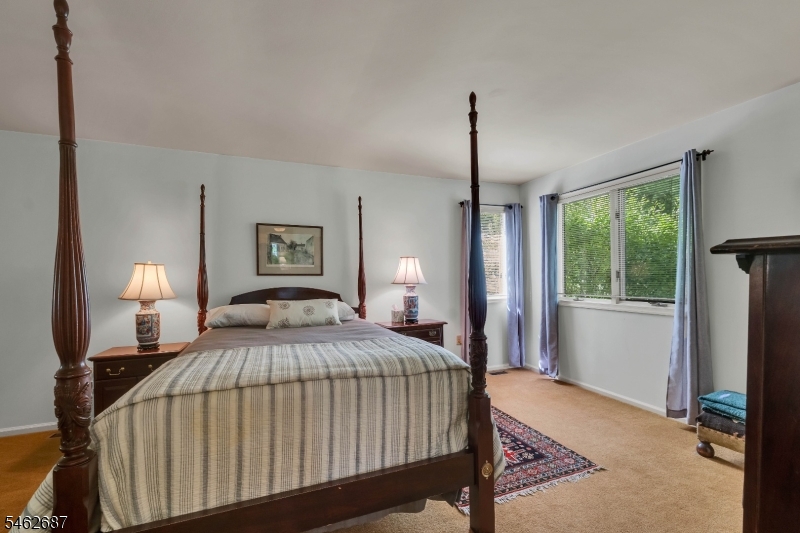 18 Marilyn Court Lawrence NJ 08648