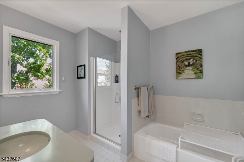 18 Marilyn Court Lawrence NJ 08648