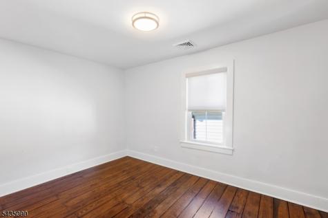 15 Main Street Clinton NJ 08801