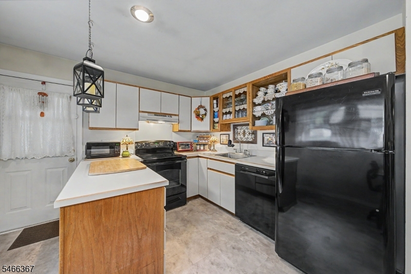 12 Freeman Avenue Denville NJ 07834