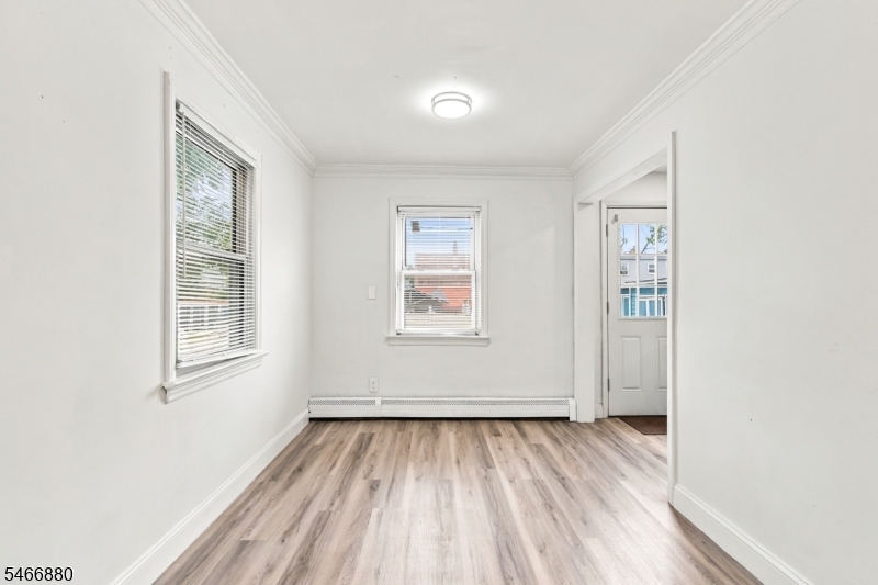 28 Newport Avenue Franklin NJ 08873