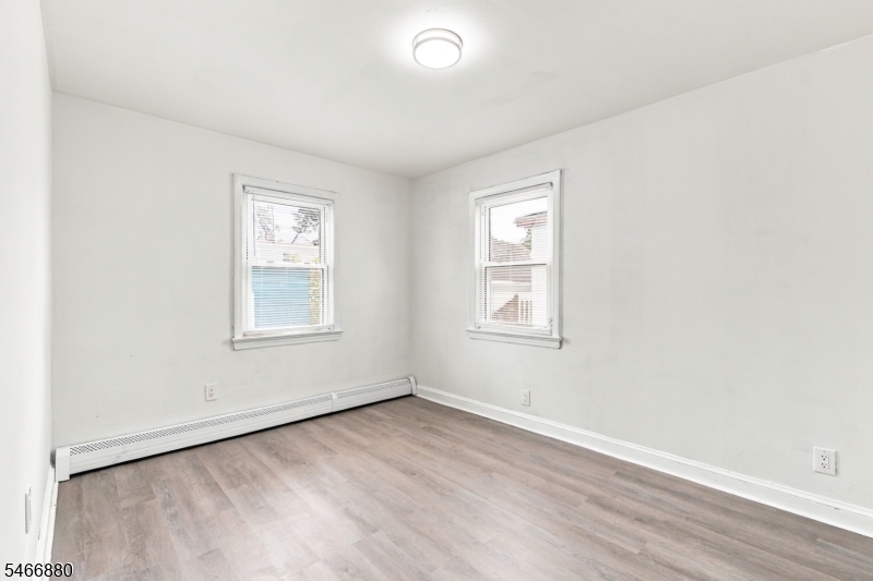 28 Newport Avenue Franklin NJ 08873