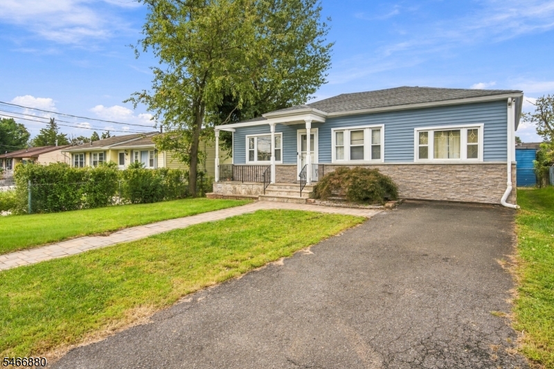 28 Newport Avenue Franklin NJ 08873