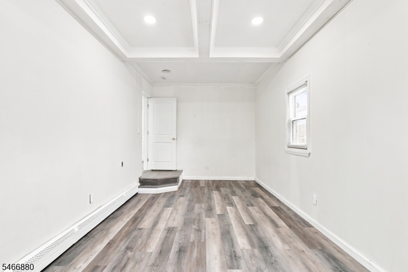 28 Newport Avenue Franklin NJ 08873