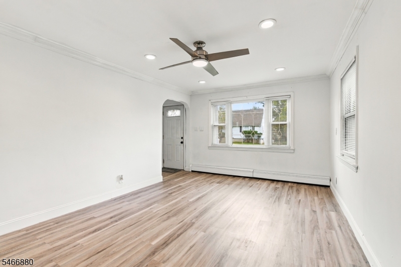 28 Newport Avenue Franklin NJ 08873