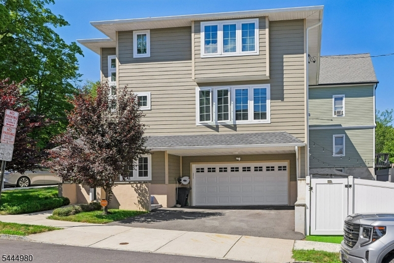 27 Tremont West Orange NJ 07052