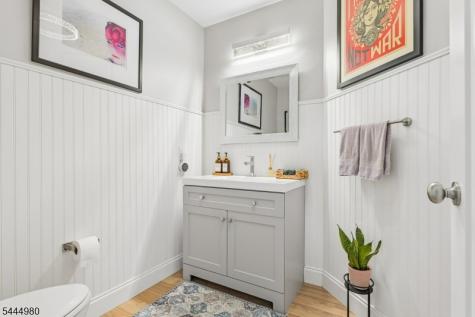 27 Tremont West Orange NJ 07052