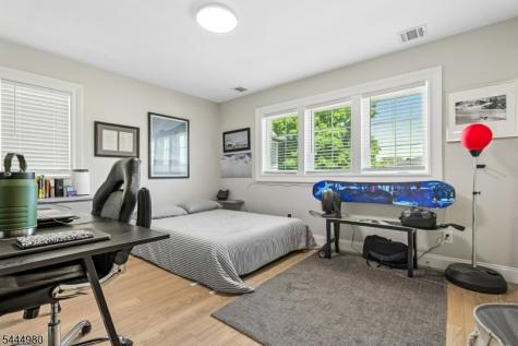 27 Tremont West Orange NJ 07052