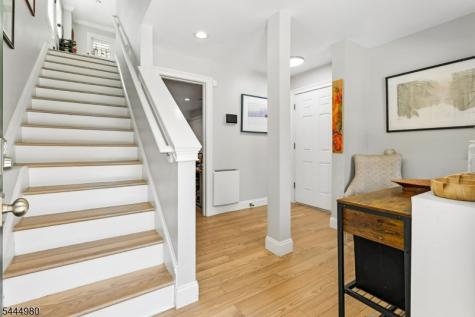 27 Tremont West Orange NJ 07052