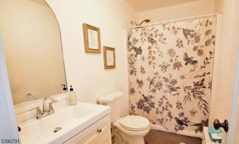 5 Wyckoff Mills-applegarth Monroe NJ 08831
