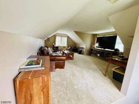5 Wyckoff Mills-applegarth Monroe NJ 08831