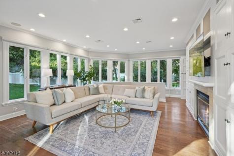 372 Up Mountain Avenue Montclair NJ 07043