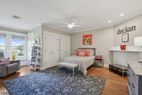 372 Up Mountain Avenue Montclair NJ 07043