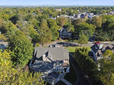 372 Up Mountain Avenue Montclair NJ 07043