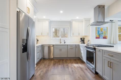 224 Gates Avenue Long Hill NJ 07933