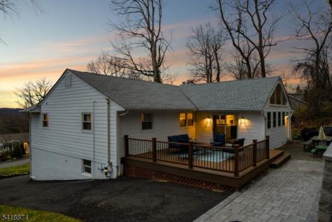 224 Gates Avenue Long Hill NJ 07933