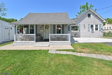 28 Makemoney Avenue Wanaque NJ 07420