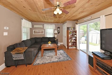 28 Makemoney Avenue Wanaque NJ 07420