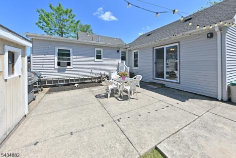 28 Makemoney Avenue Wanaque NJ 07420
