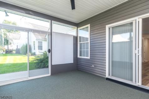 6 Weybourne Lane White NJ 07823