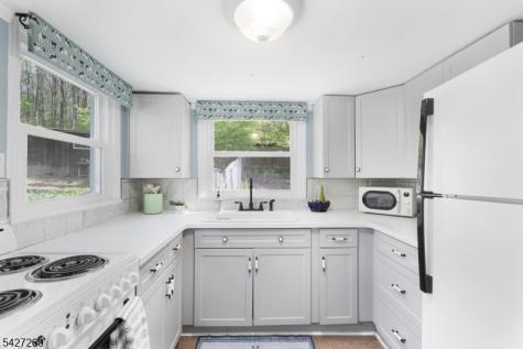 81 Turtleback Road Washington NJ 07853